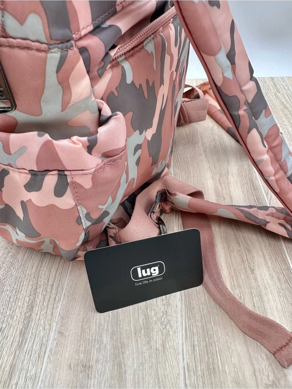 lug stylish functional